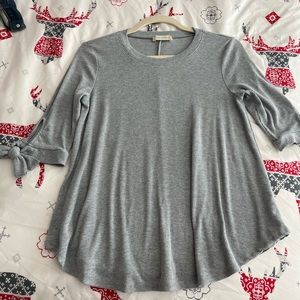Grey 3/4 sleeve blouse